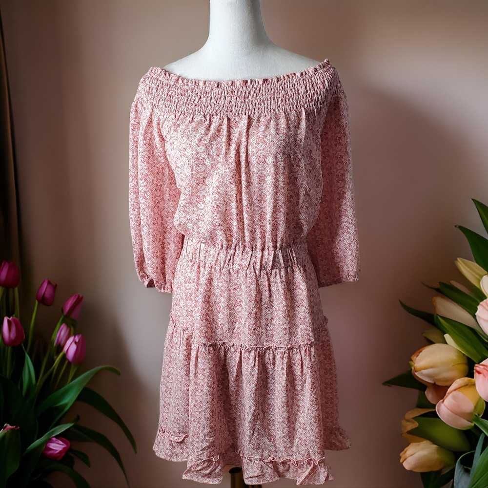 City Chic Pink Soft Shadow Lightweight Dress